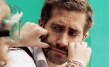 Jake Gyllenhaal GIF