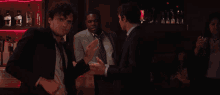 Hey Guys Look At This GIF - Hey Guys Look At This Hold Up GIFs