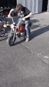 Levi Verbrugge Motorcycle GIF - Levi Verbrugge Motorcycle Scooter GIFs