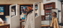 Push Off Counter 2chainz GIF - Push Off Counter 2chainz Bigger Than You Song GIFs