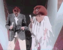 David Bowie Cher GIF - David Bowie Cher Cherilyn Sarkisian GIFs