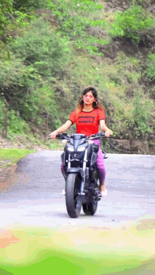 Motorcycle Kwai GIF - Motorcycle Kwai Driving GIFs