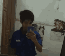 Boy Selfie GIF - Boy Selfie Mirror Selfie GIFs