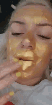 Golden Face Gold Lips GIF - Golden Face Gold Lips Girl GIFs