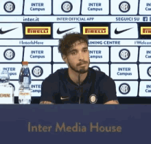 Sime Vrsaljko Say What GIF - Sime Vrsaljko Say What Inter Milan GIFs