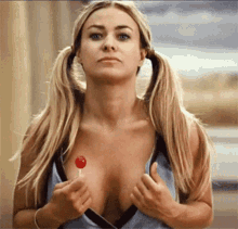 Boobs Cleavage Sexy Brunette GIF - Boobs Cleavage Sexy Brunette GIFs
