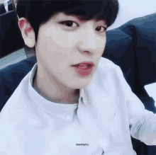 Ill Kiss You But Do Not Move Jejeje Stunning GIF - Ill Kiss You But Do Not Move Jejeje Stunning GIFs