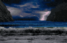 Ocean Rain GIF - Ocean Rain Water GIFs