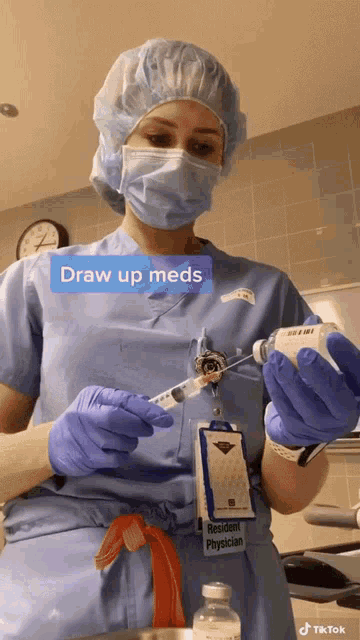 Footdocdana Draw Up Meds GIF - Footdocdana Draw Up Meds Injection GIFs