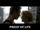 Russell Crowe Proof Of Life GIF - Russell Crowe Proof Of Life Kiss GIFs