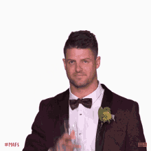 Cheers David GIF - Cheers David Married At First Sight GIFs