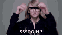 Taylor Swift Whats Up GIF - Taylor Swift Whats Up Hey GIFs