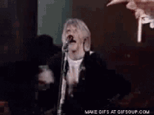 Kurt Cobain Nirvana GIF - Kurt Cobain Nirvana Clapping GIFs