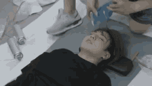 전정국 아파 아픈 아프다 몸져누움 열 힘들어 지침 방탄 방탄소년단 GIF - Jeon Jungkook Sick Exhausted GIFs