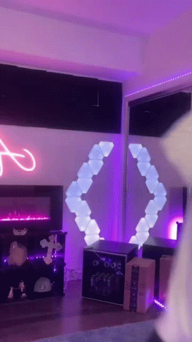 Walked Out Of My Gaming Room And This Happened Avori GIF - Walked Out Of My Gaming  Room And This Happened Avori Gamer Vision - Discover & Share GIFs