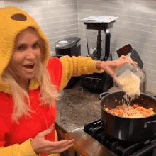 Pouring Cheese Kristin Chenoweth GIF - Pouring Cheese Kristin Chenoweth Cooking GIFs