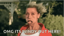 Very Windy Funny GIF - Very Windy Funny GIFs