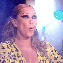Shocked Vanessa Williams GIF - Shocked Vanessa Williams Queen Of The Universe GIFs