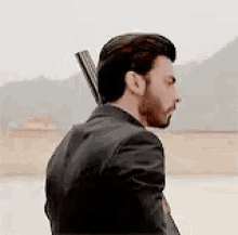 Kya Mujhe Bolo Tu? GIF - Fawad Khan Shotgun No GIFs