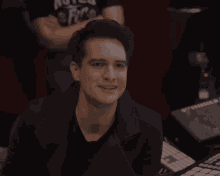 Brendon Brendon Urie GIF - Brendon Brendon Urie Brendon Urie Smiling GIFs