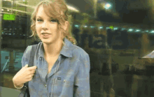 Taylor Swift Thumbs Up GIF - Taylor Swift Thumbs Up Ok GIFs