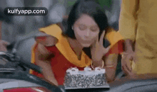 Birthday Celebration.Gif GIF - Birthday Celebration Rohini Actress GIFs