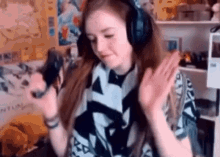 Clare Siobhan Clare Callery GIF - Clare Siobhan Clare Callery Clare Siobhan Dance GIFs