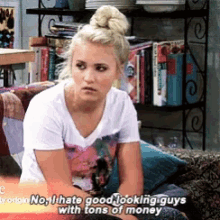 Sofia Youngandhungry GIF - Sofia Youngandhungry I Hate Looking Guys GIFs