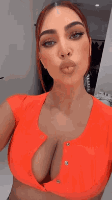 Kim Kardashian Red Hair GIF - Kim Kardashian Red Hair Pout GIFs