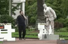 Fake Statue GIF - Fake Statue Not GIFs
