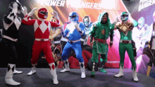 Comic Con Power Rangers GIF - Comic Con Power Rangers Kneel Down GIFs