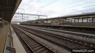 bullet-train-shinkansen.gif