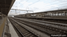 Bullet Train Shinkansen GIF - Bullet Train Shinkansen GIFs