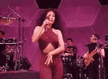 Selena Yes GIF - Selena Yes Dance GIFs