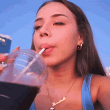 Drinking Fernanda Ramirez GIF - Drinking Fernanda Ramirez Im Thirsty GIFs
