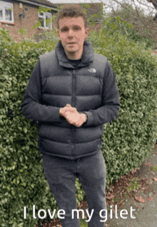 The North Face Gilet GIF - The North Face Gilet Puffer Vest GIFs