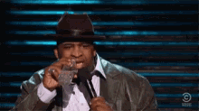 Patrice Oneal Creepy Sip Patrice Patrice Oneal Creepysip Patrice Oneal GIF - Patrice Oneal Creepy Sip Patrice Patrice Oneal Creepysip Patrice Oneal Drink GIFs
