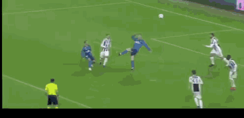 Amazing Cristiano Ronaldo Bicycle Kick goal - Majestic Football GIFS