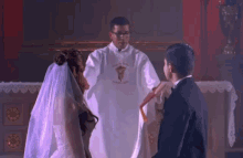 Matrimonio Sacerdote GIF