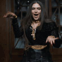 Shocked Mae Muller GIF - Shocked Mae Muller I Just Came To Dance Song GIFs