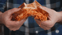 Spaghetti Sandwich GIF - Spaghetti Sandwich Delicious GIFs