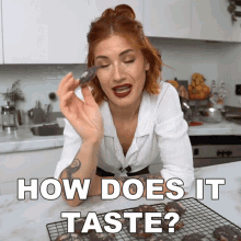 How Does It Taste Candice Hutchings GIF - How Does It Taste Candice Hutchings Edgy Veg GIFs