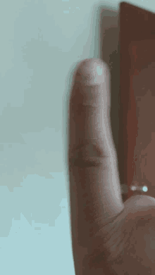 nov2121 pinky finger
