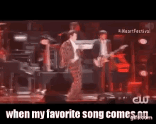 Harry Styles Favorite GIF - Harry Styles Favorite Song GIFs