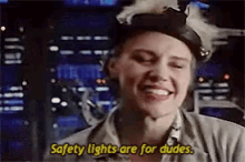 Ghostbusters Kate Mc Kinnon GIF - Ghostbusters Kate Mc Kinnon Safety Lights Are For Dudes GIFs