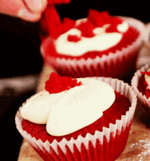 Red Velvet Cupcakes Cupcakes GIF - Red Velvet Cupcakes Cupcakes Cupcake GIFs