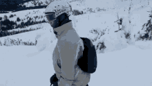 Kilt Ski Modest Winter Modest GIF - Kilt Ski Modest Winter Modest Kilt GIFs