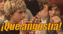 Chicos De One Direction Ansiosos Mordiendose Las Uñas GIF