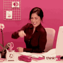 Yes Love It GIF - Yes Love It Hive GIFs