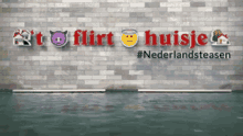 Flirthuisje Nederlandsteasen GIF - Flirthuisje Nederlandsteasen GIFs